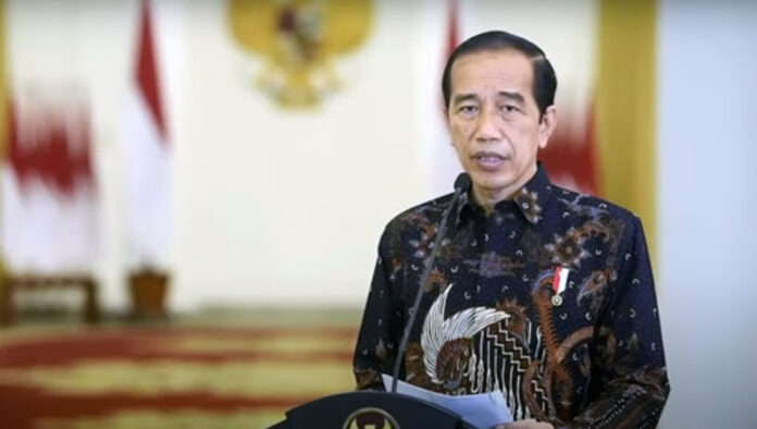 Resmikan OSS , Jokowi: kalo ada yang tidak bersih, lapor ke saya
